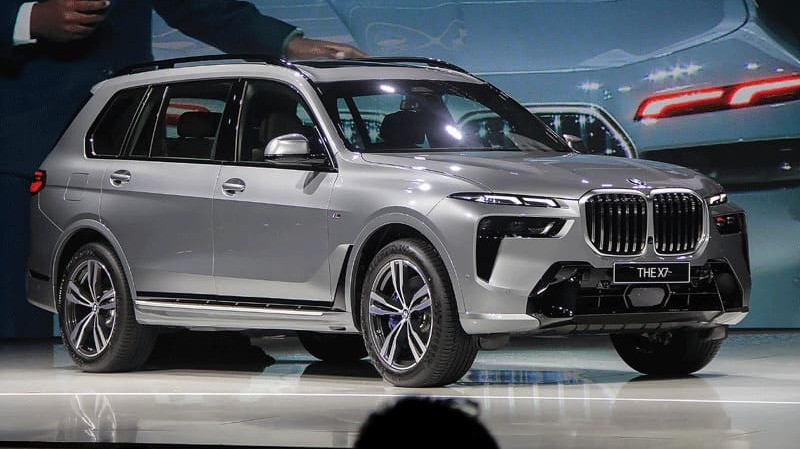 Chi tiết BMW X7 2024, giá từ 6,3 tỷ đồng và đánh giá vận hành