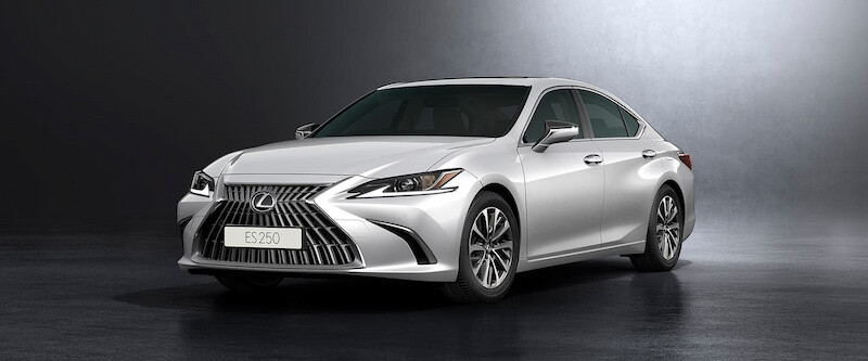 lexus-es-250-la-dong-xe-tien-ty-dang-mua-nhat-trong-cung-phan-khuc.jpg