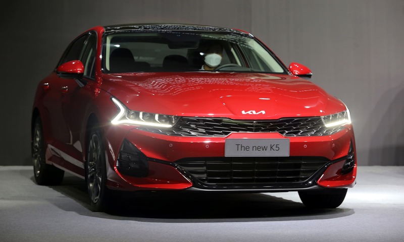 gia-kia-k5.jpg